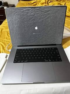 Apple MacBook Pro M1 Apple MacBook air M1 core i7 i5