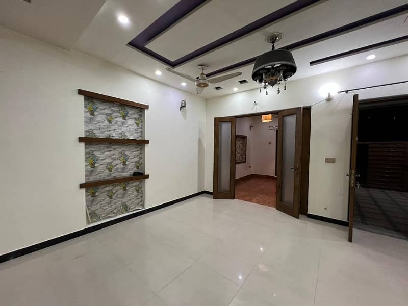 5 Marla Vip House Available For Rent In Canal Garden Near Bahria Town Lahore 4
