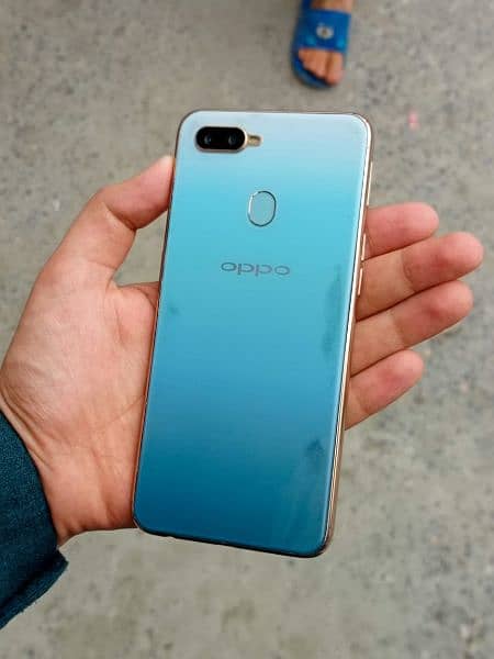 oppo mobile forsale My Whatsapp number 03195943645 4