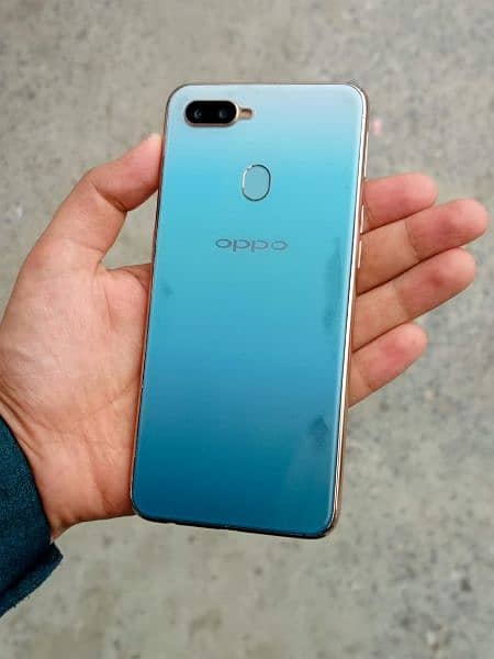 oppo mobile forsale My Whatsapp number 03195943645 7