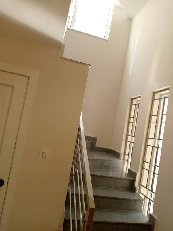 Brand New Designer Upper Portion, 3 Bed Room With attached Bath, Drawing Dinning, Kitchen, T. V Lounge, Servant Quater 6