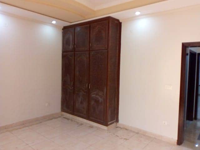 7 BED BEAUTIFUL NEW HOUSE FOR RENT IN JOHAR TOWN 1