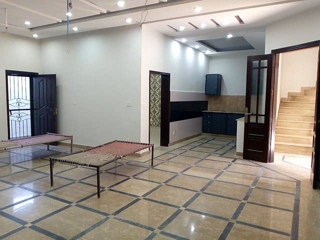 7 BED BEAUTIFUL NEW HOUSE FOR RENT IN JOHAR TOWN 10