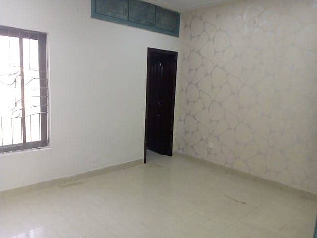 7 BED BEAUTIFUL NEW HOUSE FOR RENT IN JOHAR TOWN 32