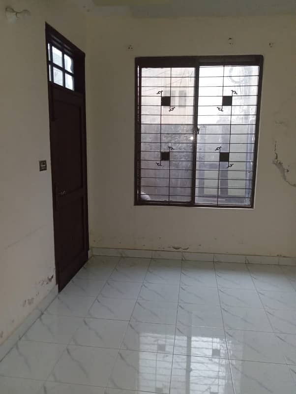 5 Marla VIP full house for rent in johar town phase 2 Block R1 and emporioum mall 11
