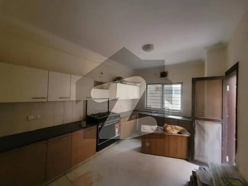 3 Bedrooms Luxury Villa for Rent in Bahria Town Precinct 27 1