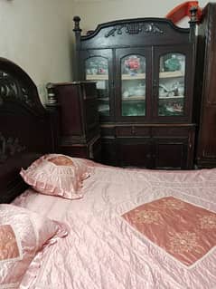 bed,dressing,showcase,side tables