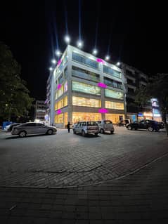 10 Marla Main Boulevard Corner Commercial Plaza For Sale in Heart of Bahria Town Lahore Near Talwaar Chowk 0
