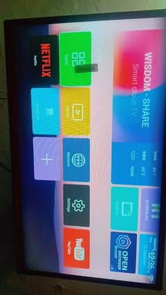 Samsung android LED 32 inch with box and remote 0