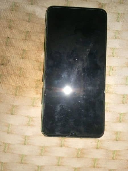 vivo mobile 8.256 all ok with box and charger or jelly case 6