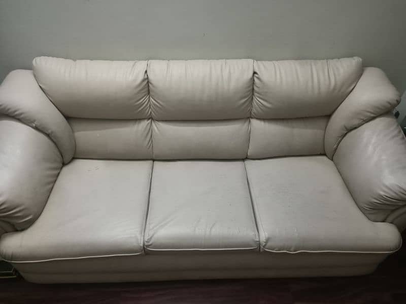 2× 5 seater sofa sets including 2×3 seater and 4×1 seater 9
