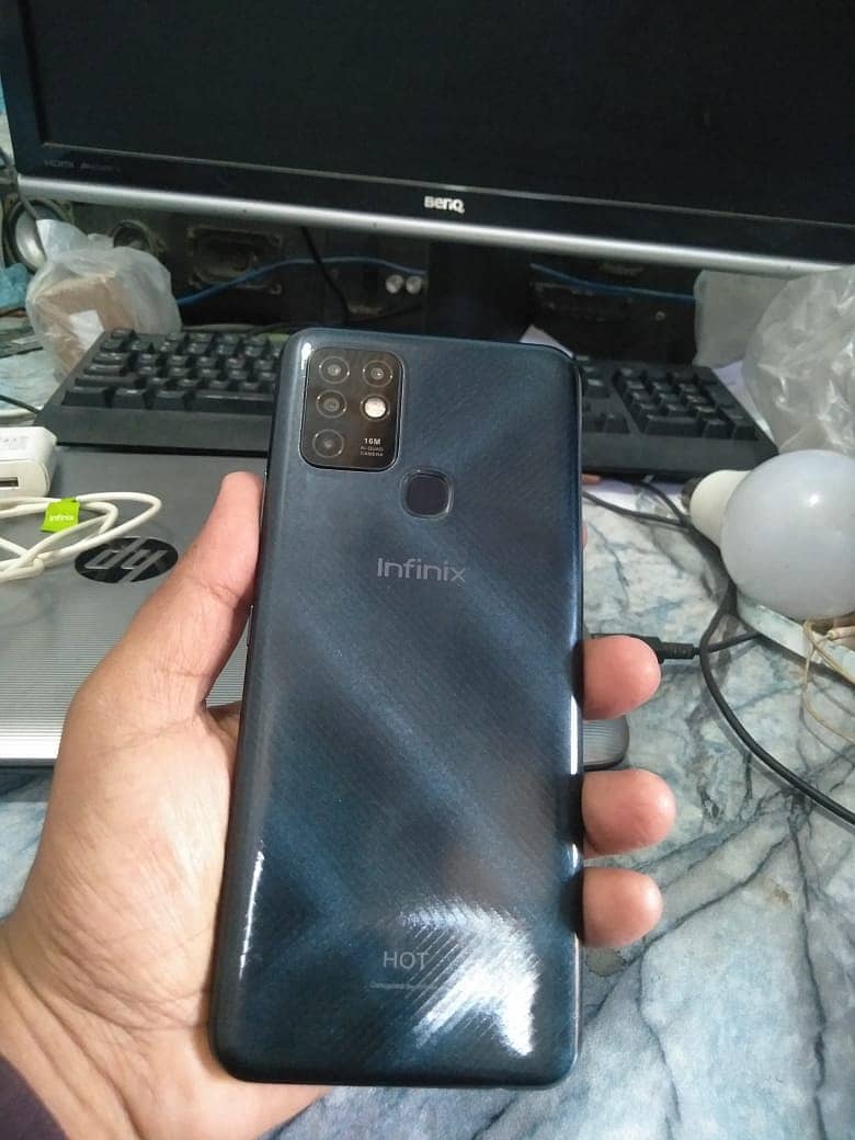 Infinix Hot 10 new condition complete saman 4
