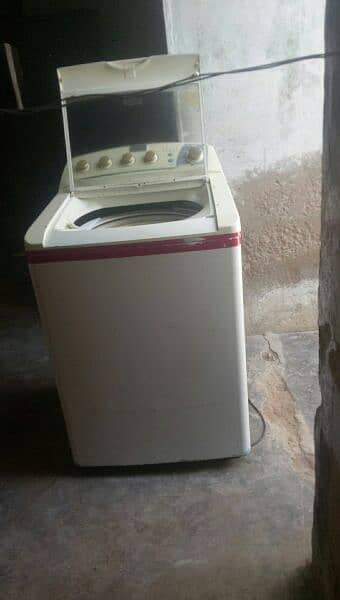 Electrolux washing machine with glass lid for sell 1