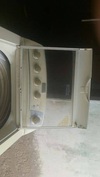 Electrolux washing machine with glass lid for sell 5
