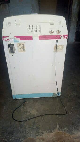 Electrolux washing machine with glass lid for sell 9