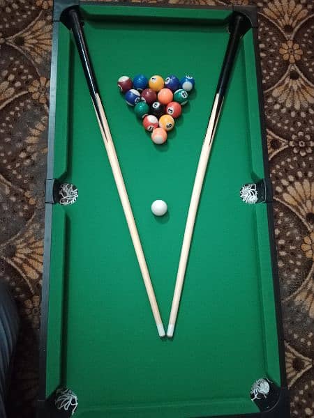 medium Billiard Snooker table with all accessories almost unused 6