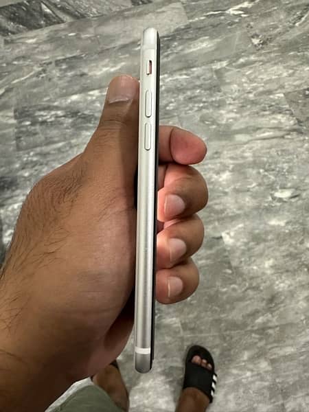 iPhone SE 2020 PTA Approved 3