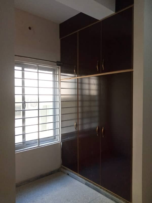 12 marla upper portion 3 bed available for rent in pwd near bahria town , pakistan town soan garden, korang town , pwd 27