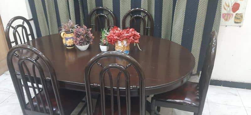 6chairs wooden dinning in excellent quality and condition all ok 4