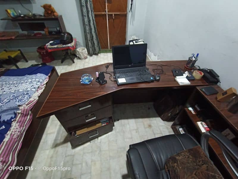 office chair +laptop table 2