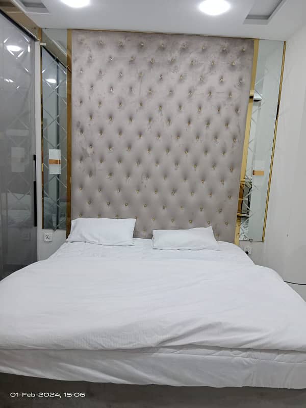 Fully Furnished Studio Apartment Available For Rent In Square Commercial. 9