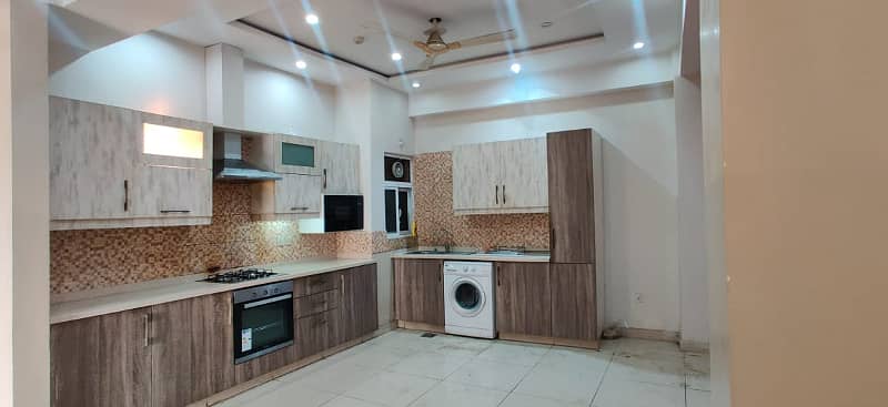 Three Bedrooms Apartment Available For Rent In River Hills 1 2