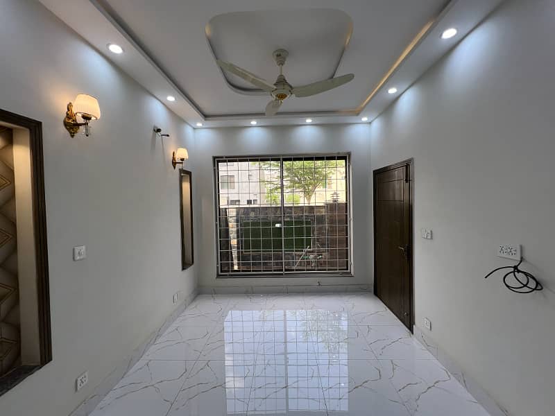 New 5 Marla House For Sale Direct Owner Meeting M7b Lake City Lahore 2