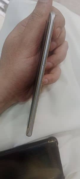 Samsung S7 edge Mint condition 2
