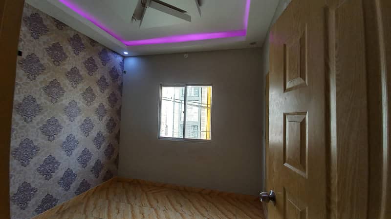 3 room cornor flat for sale 31G Allah Wala town Korangi crossing 11
