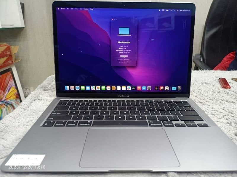 Apple MacBook Pro retina display 2019 i7 i9 10by10condition 1