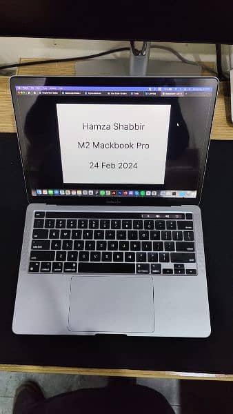 Apple MacBook Pro retina display 2019 i7 i9 10by10condition 5