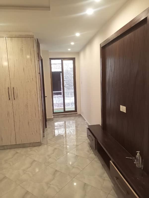 2 Bed Luxury Apartment Furnished or Non Furnished Available For Rent 4