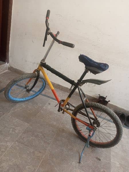 bicycle wheeling bicycle 0
