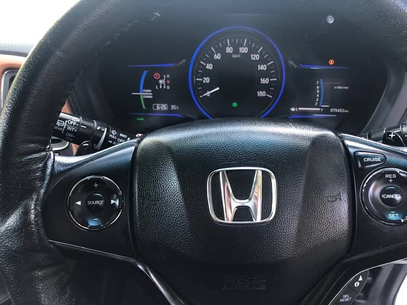 Honda Vezel 2015 Hybrid Z sensing 11