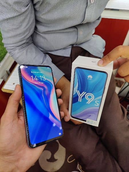 Huawei Y9S 6/128 complete box available 1
