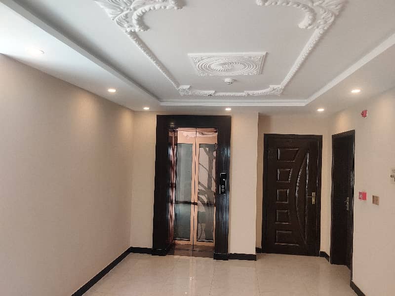1 bed room appartment available for rent behria town phase 8 9