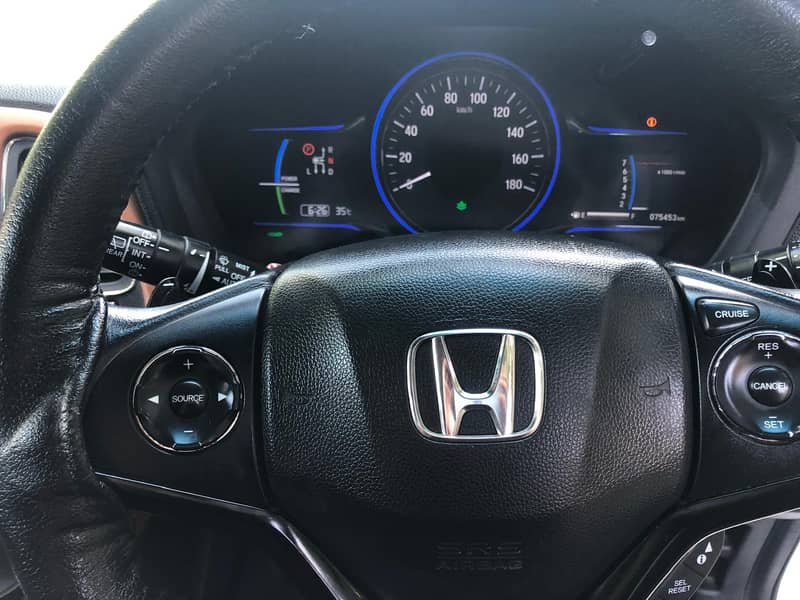 Honda Vezel 2015 Hybrid Z sensing 11