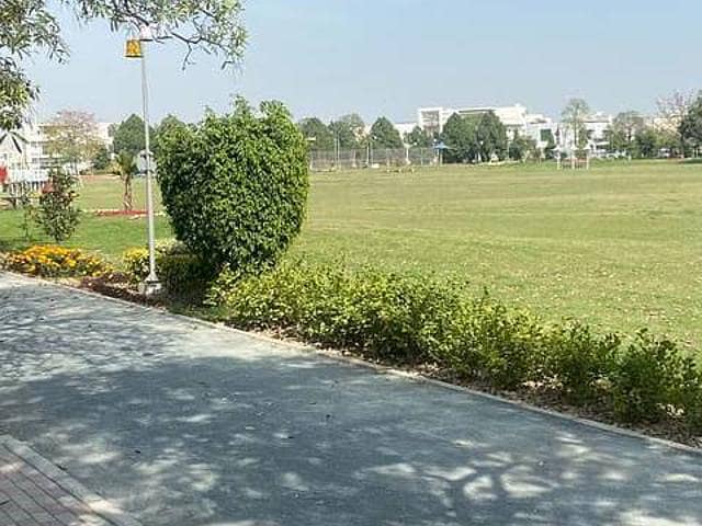 10 Marla Plot For Sale In Engineers Town (IEP) Sector "A" Deffence Road Lahore 1