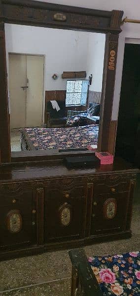 king size bed with dressing table and mattress 2