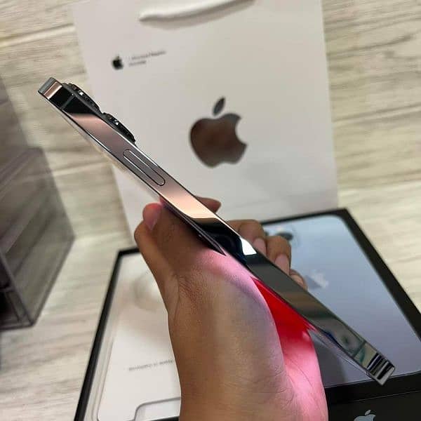 iphone 13 pro max jv contact mobile  03073909212 and WhatsApp 2