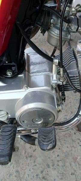 Honda CD 70 for sale red new condition 4