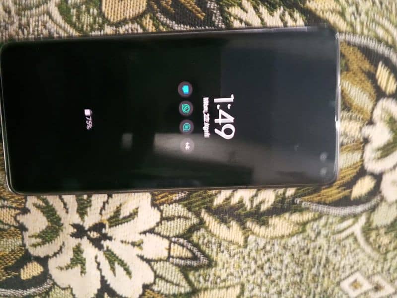 Samsung S10+ (With Box and original handsfree) 10/10 Condition 0