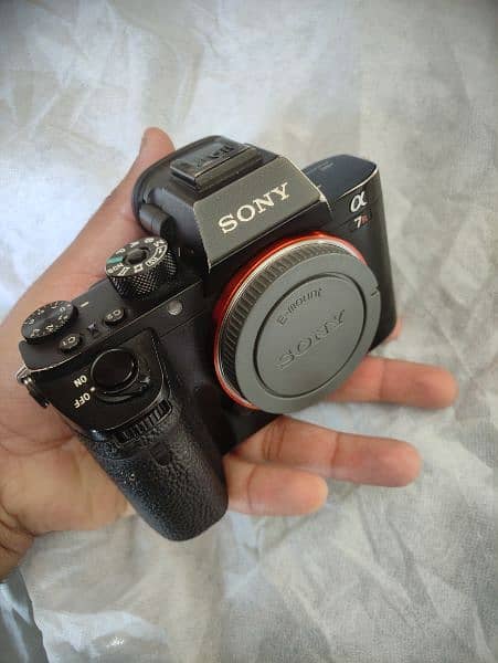 Sony a7rii Mirror Less Camera Full Frame Urgent Sale. 5