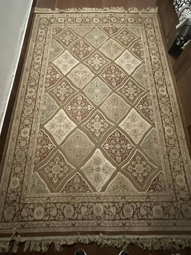 brown carpet 0