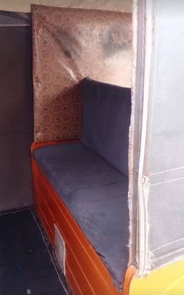 good condition 9 seater 7
