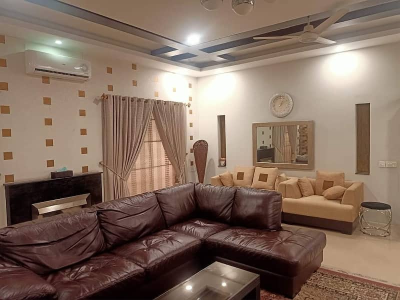 1kanal full furnished uper portion for rent in DHA for short long time 4