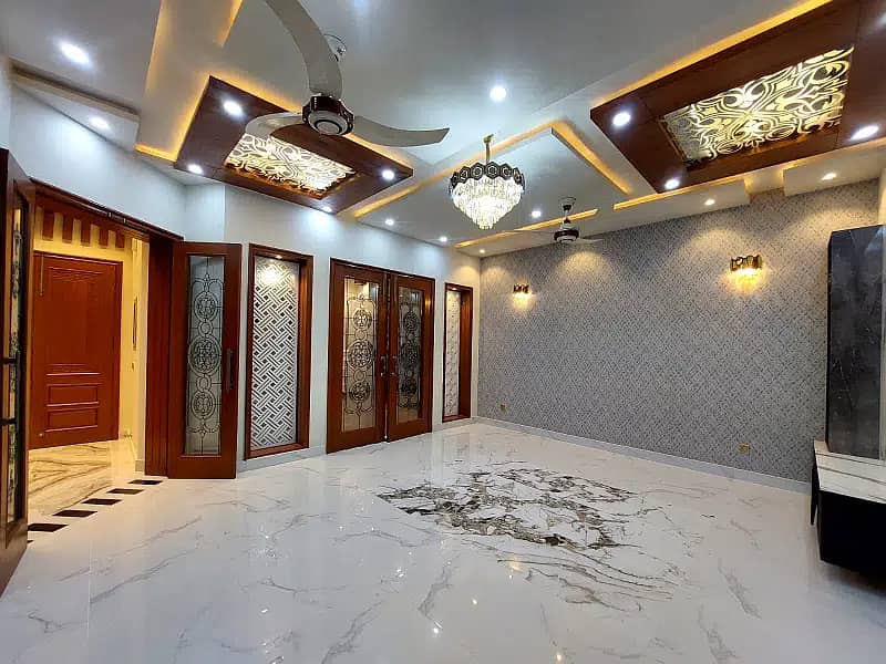 10 Marla House For Rent In Ghaznavi Block Bahria Town Lahore 2