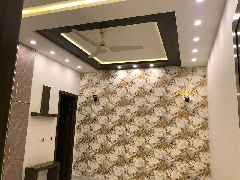 10 Marla House Available For Rent in Gulbahar Block Bahria Town Lahore 21