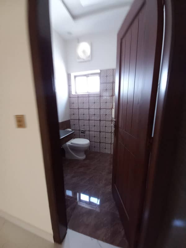 8 Marla House Available For Rent In Umar Block Bahria Town Lahore 22