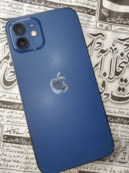 iPhone 12 Deep Blue 3